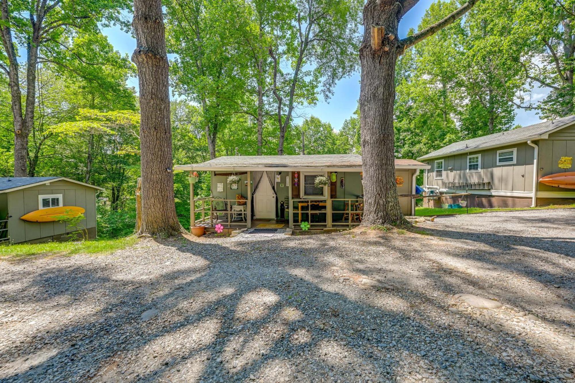 Pet-Friendly Vacation Rental Cabin In Whittier Dış mekan fotoğraf